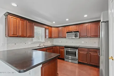 1819 Merritt Trail Burlington NC 27217