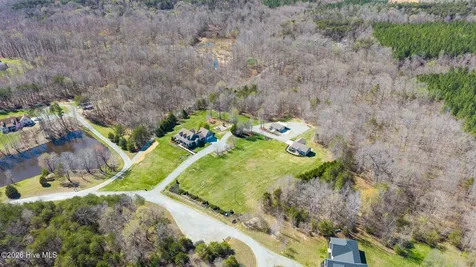 1819 Merritt Trail Burlington NC 27217