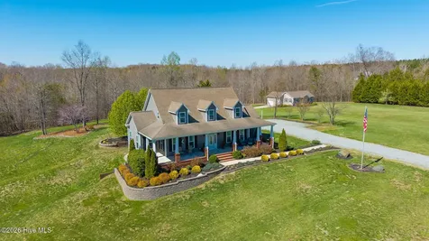 1819 Merritt Trail Burlington NC 27217