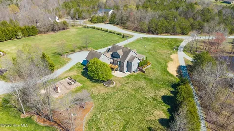 1819 Merritt Trail Burlington NC 27217