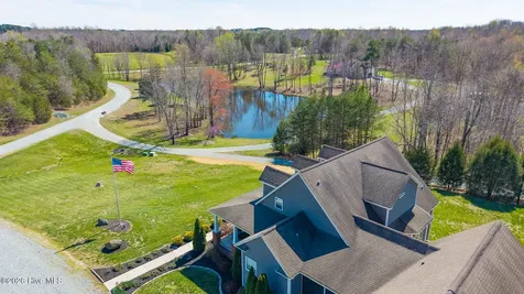 1819 Merritt Trail Burlington NC 27217