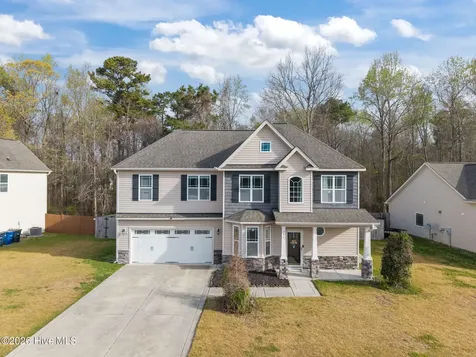 704 Oleander Street Jacksonville NC 28540