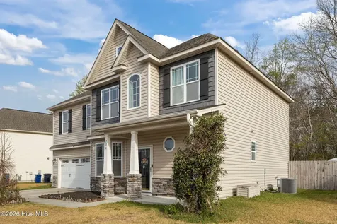 704 Oleander Street Jacksonville NC 28540