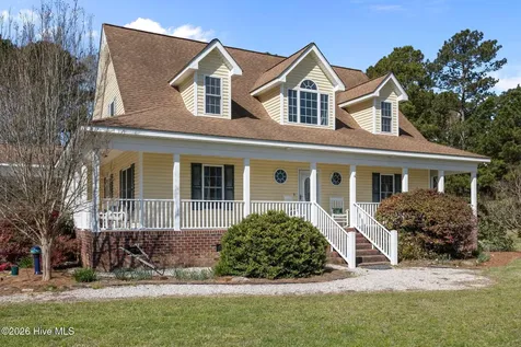 1052 N Creek Drive Belhaven NC 27810