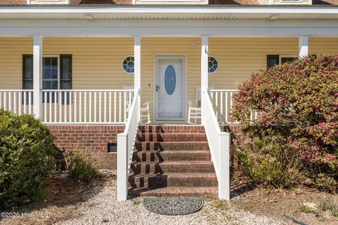 1052 N Creek Drive Belhaven NC 27810