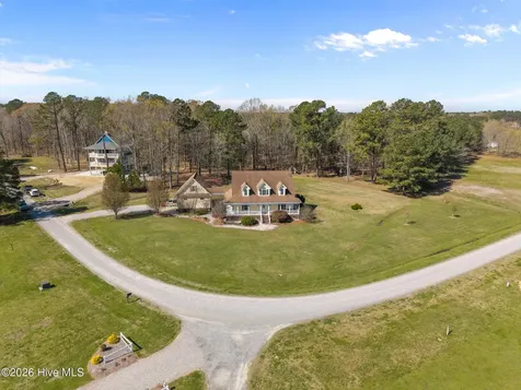 1052 N Creek Drive Belhaven NC 27810