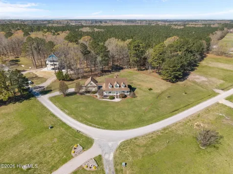 1052 N Creek Drive Belhaven NC 27810