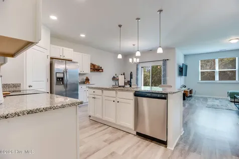 224 Cheswick Drive Holly Ridge NC 28445
