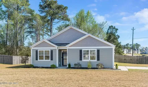 224 Cheswick Drive Holly Ridge NC 28445