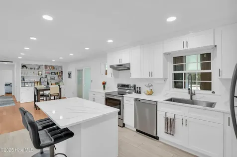 525 Bedford Forest Drive Wilmington NC 28412