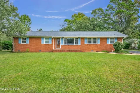 525 Bedford Forest Drive Wilmington NC 28412