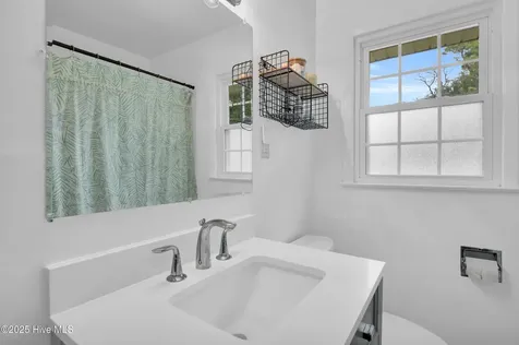 525 Bedford Forest Drive Wilmington NC 28412