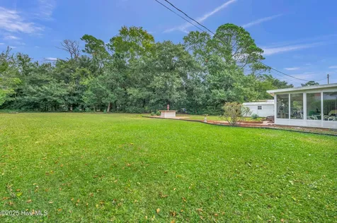 525 Bedford Forest Drive Wilmington NC 28412