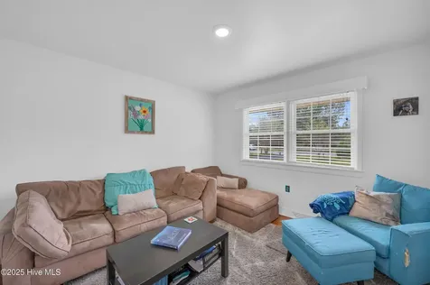 525 Bedford Forest Drive Wilmington NC 28412