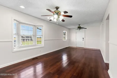 1045 Simpson Ditch Road Elizabeth City NC 27909