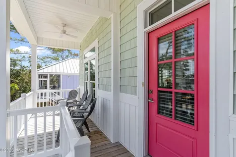 111 SE 44th Street Oak Island NC 28465