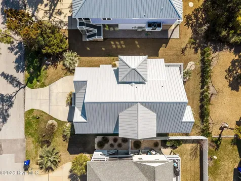 111 SE 44th Street Oak Island NC 28465
