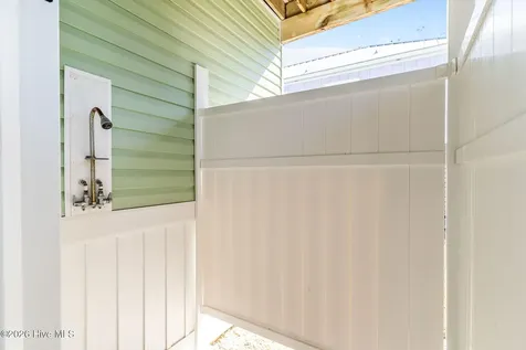 111 SE 44th Street Oak Island NC 28465