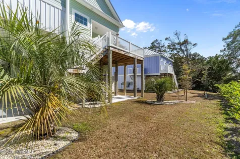 111 SE 44th Street Oak Island NC 28465