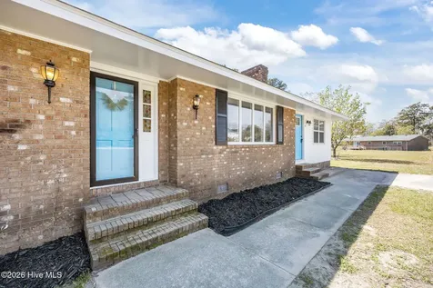 412 Crows Nest Lane Sneads Ferry NC 28460