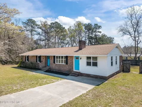 412 Crows Nest Lane Sneads Ferry NC 28460