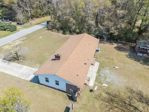 412 Crows Nest Lane Sneads Ferry NC 28460