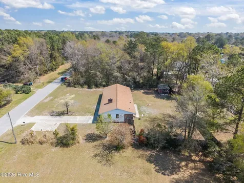 412 Crows Nest Lane Sneads Ferry NC 28460