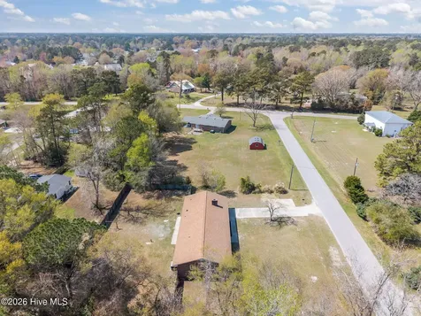 412 Crows Nest Lane Sneads Ferry NC 28460
