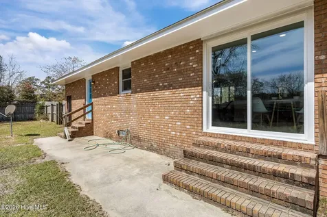 412 Crows Nest Lane Sneads Ferry NC 28460