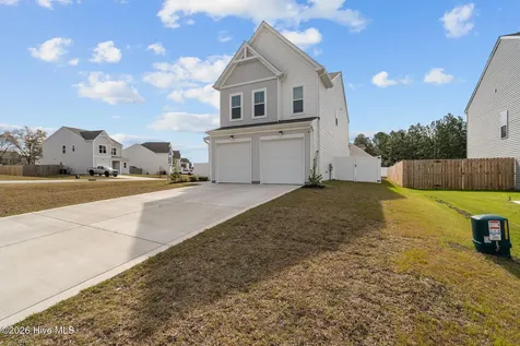 51 Walkabout Drive Aberdeen NC 28315