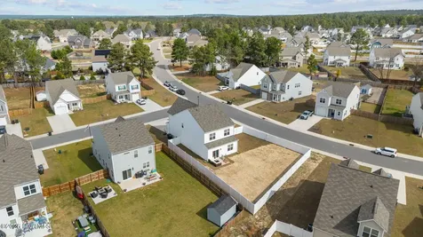 51 Walkabout Drive Aberdeen NC 28315