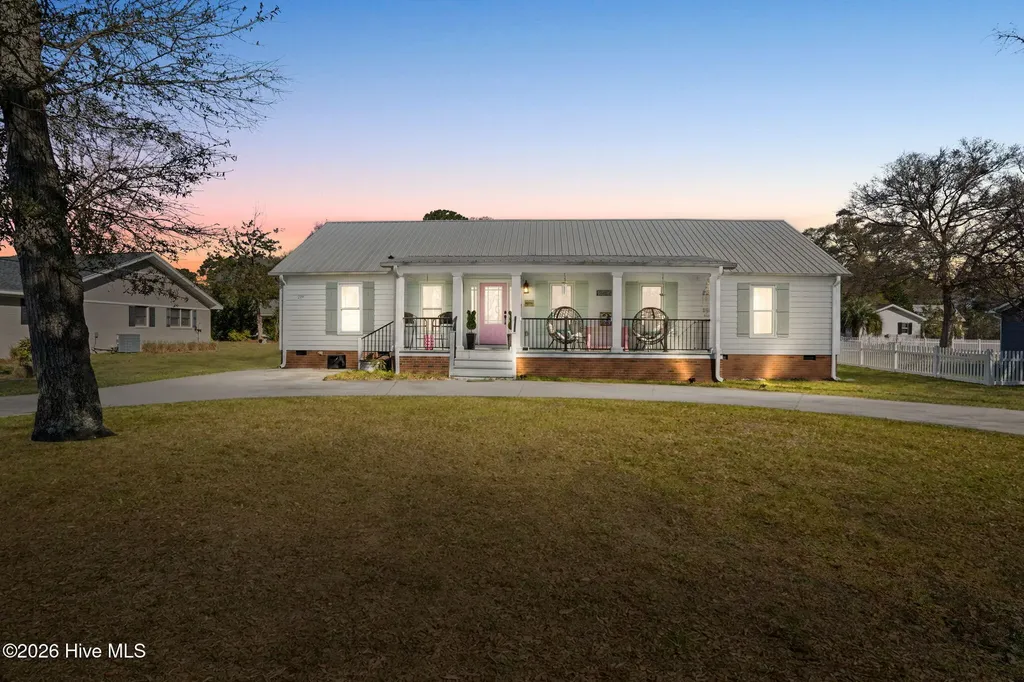 219 Shoreline Drive E Sunset Beach NC 28468