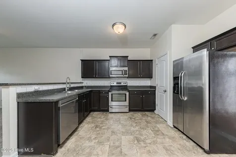 518 Oyster Rock Lane Sneads Ferry NC 28460