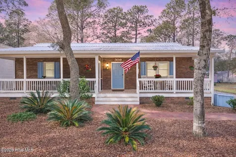 309 NE 41st Street Oak Island NC 28465