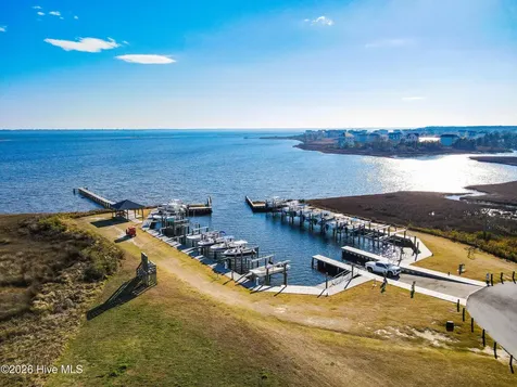 607 Trawler Place Newport NC 28570