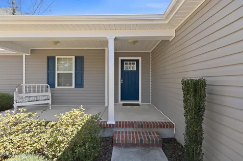 4285 Murdocksville Road West End NC 27376