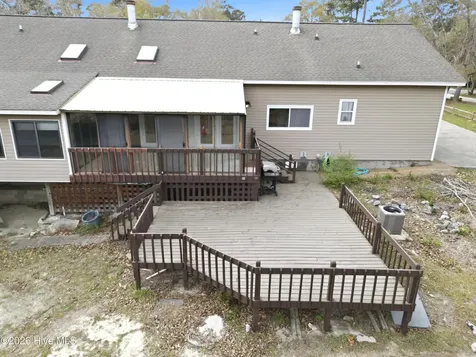 632 Ravenswood Road Hampstead NC 28443