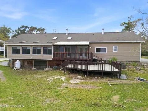 632 Ravenswood Road Hampstead NC 28443