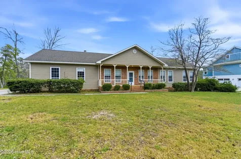 632 Ravenswood Road Hampstead NC 28443