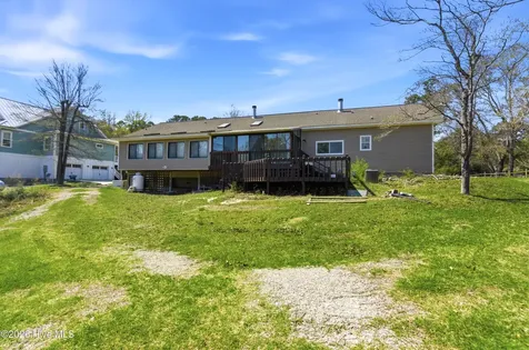 632 Ravenswood Road Hampstead NC 28443