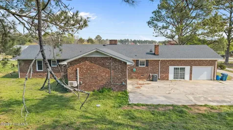 737 Pocosin Road Winterville NC 28590