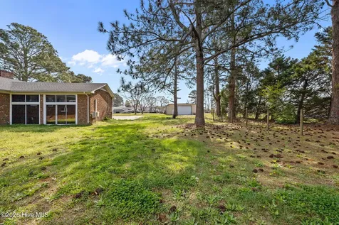 737 Pocosin Road Winterville NC 28590