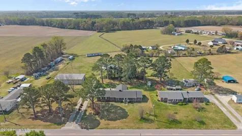 737 Pocosin Road Winterville NC 28590