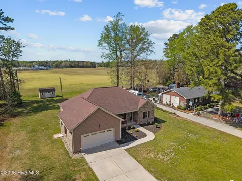 483 Central Drive Snow Hill NC 28580