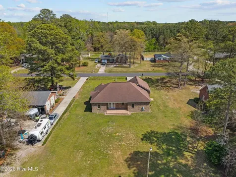 483 Central Drive Snow Hill NC 28580
