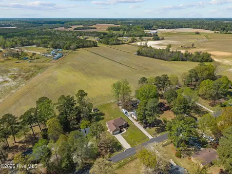 483 Central Drive Snow Hill NC 28580