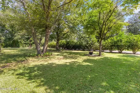 104 Trent Street Trenton NC 28585
