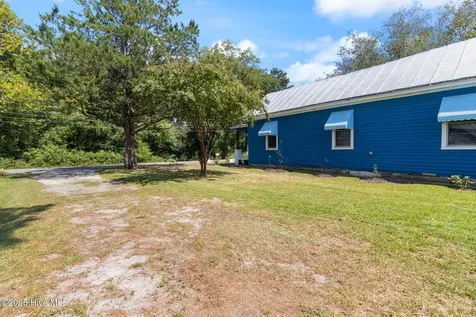 104 Trent Street Trenton NC 28585