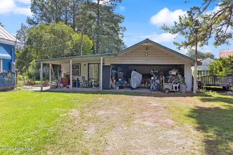 104 Trent Street Trenton NC 28585