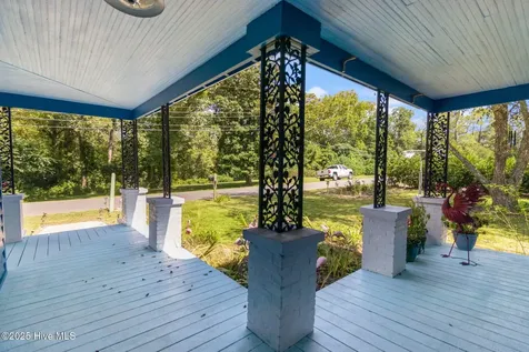 104 Trent Street Trenton NC 28585
